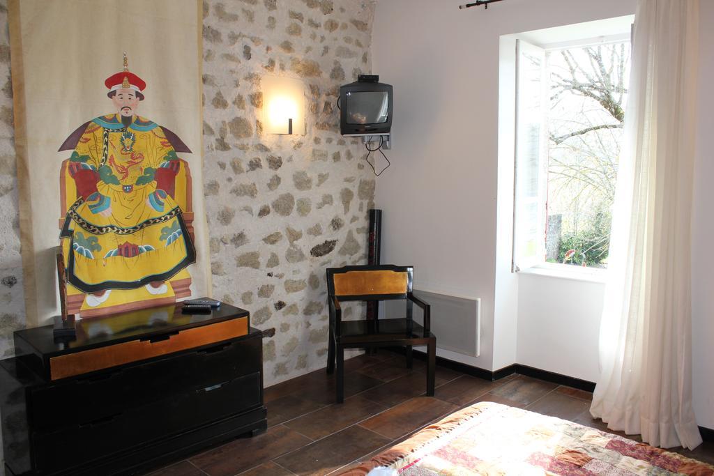 Les Vergnes Saint-Pardoux-le-Neuf Bagian luar foto